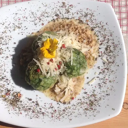 Berghaus Aussergschloess Matrei in Osttirol