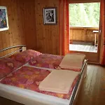 Πανσιόν Berghaus Aussergschloess