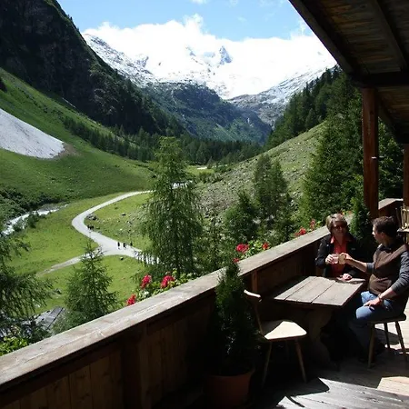 Berghaus Aussergschloess Matrei in Osttirol