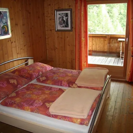 Pensjonat Berghaus Aussergschloess