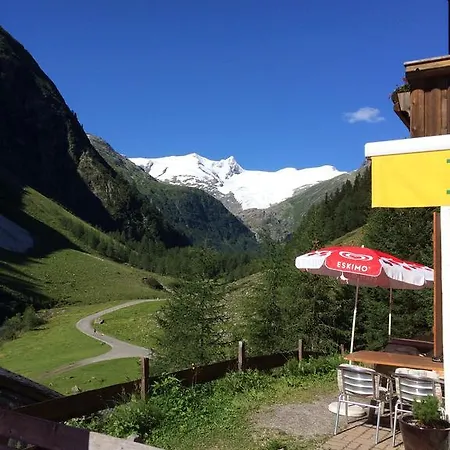 Berghaus Aussergschloess Matrei in Osttirol