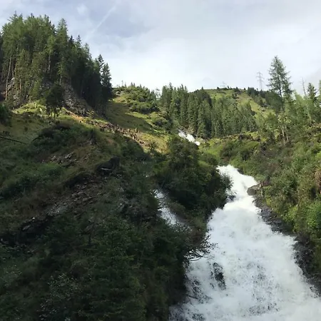 Berghaus Aussergschloess Pensjonat Matrei in Osttirol